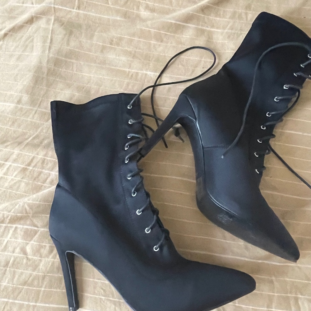 Ankle boots